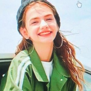 Meet your Posher, Stacy